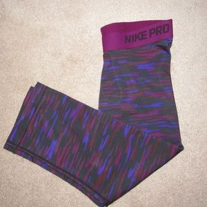 Nike Pro Capri Leggings